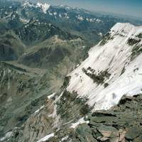 Popis: Na vrcholu Aconcaguii (6959 m), jižní stěna