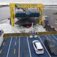 Popis: Rostock, trajekt odplouvá do Dánska
