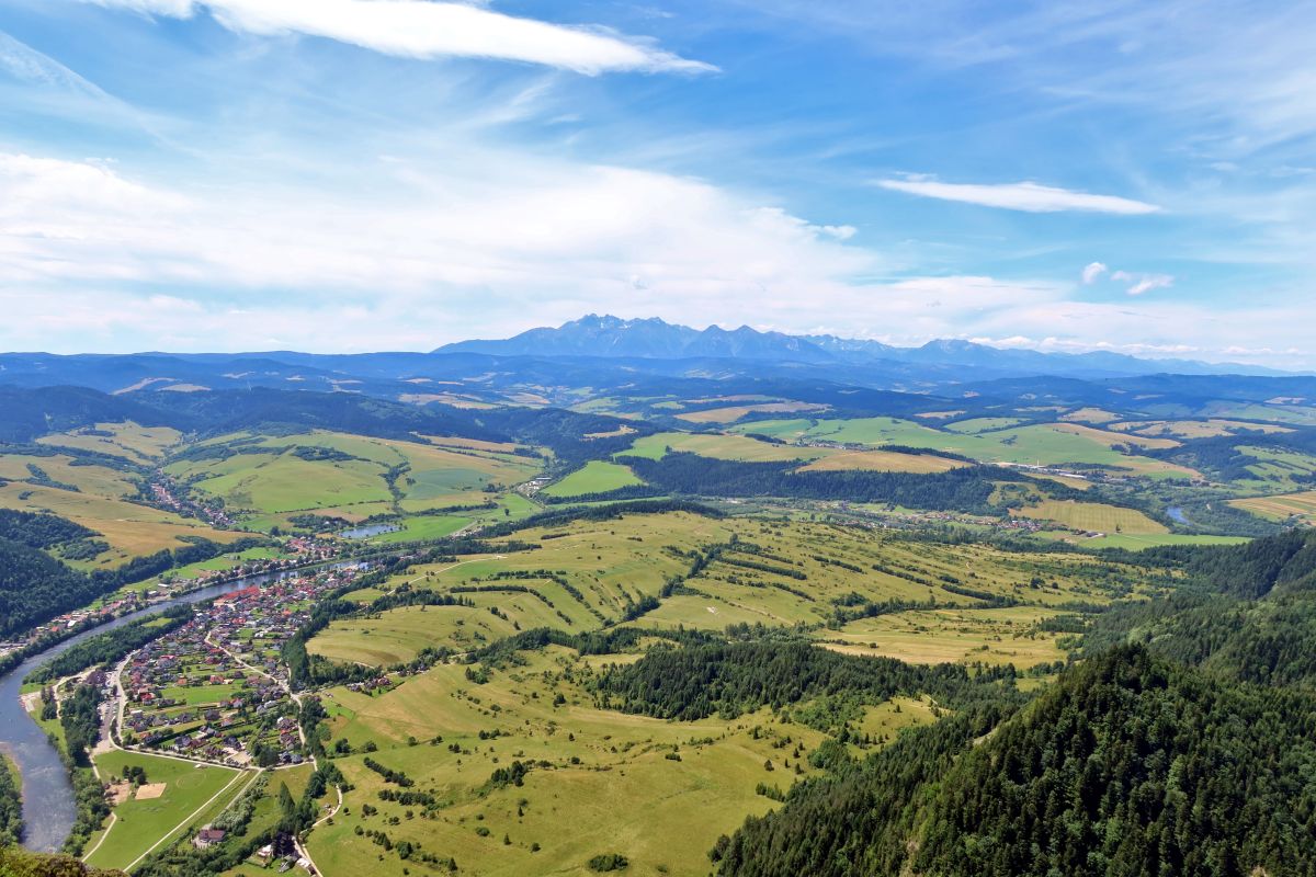 Pieniny, pohled z nejvyššího kopce, Tři koruny